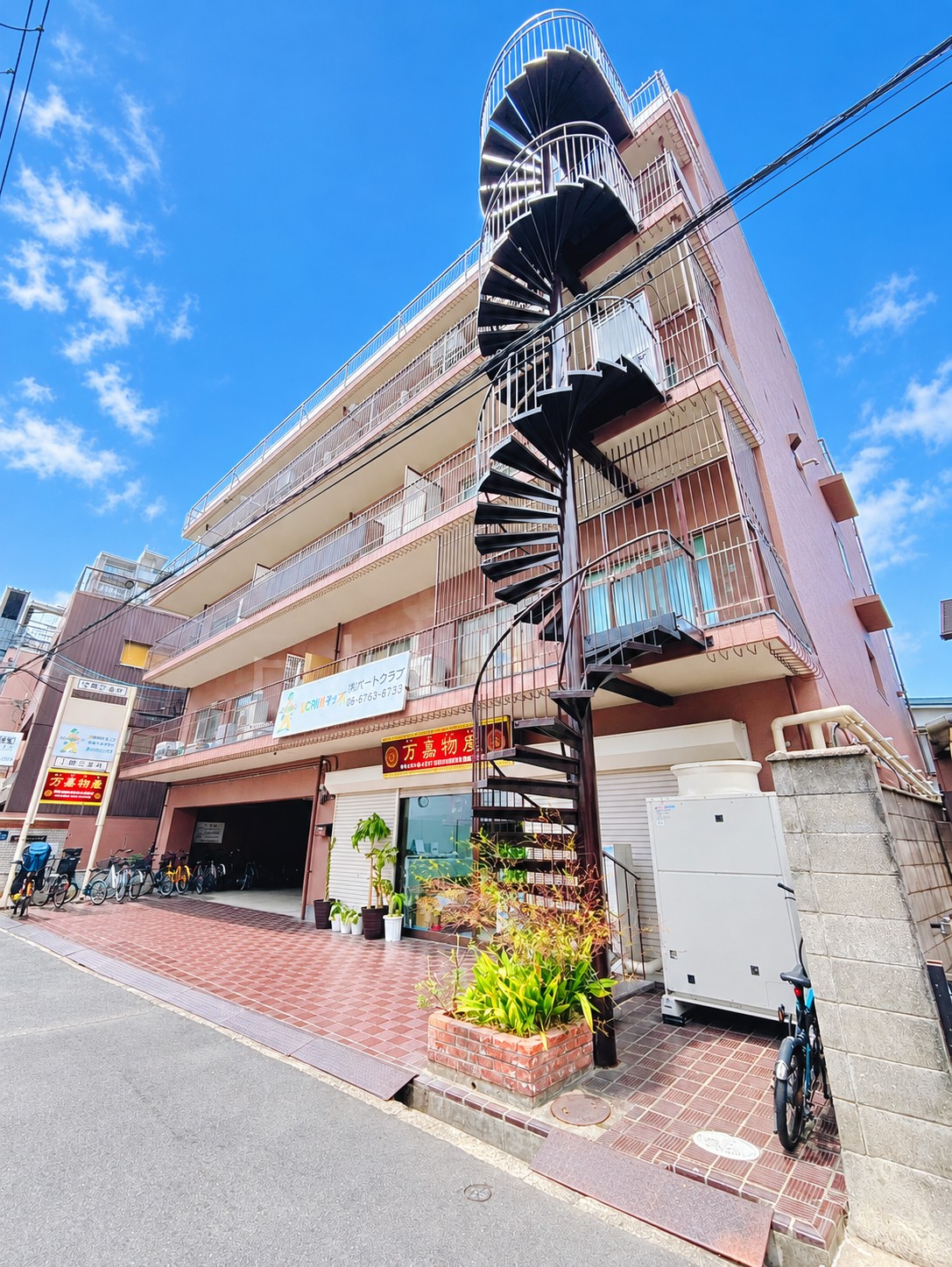 建物外観