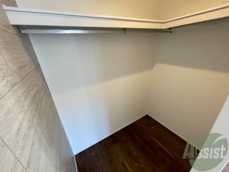 収納　収納は奥行きがあり荷物が多くても大丈夫です。
