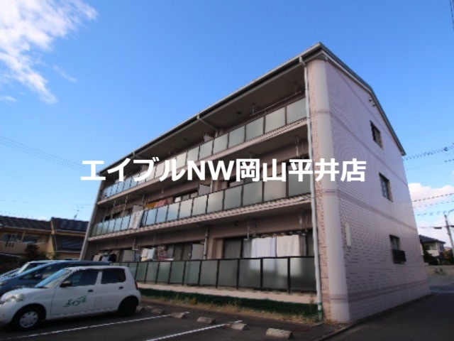 岡山市中区浜のマンションの建物外観