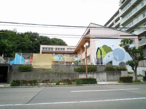 【狩口台住宅28号棟の幼稚園・保育園】