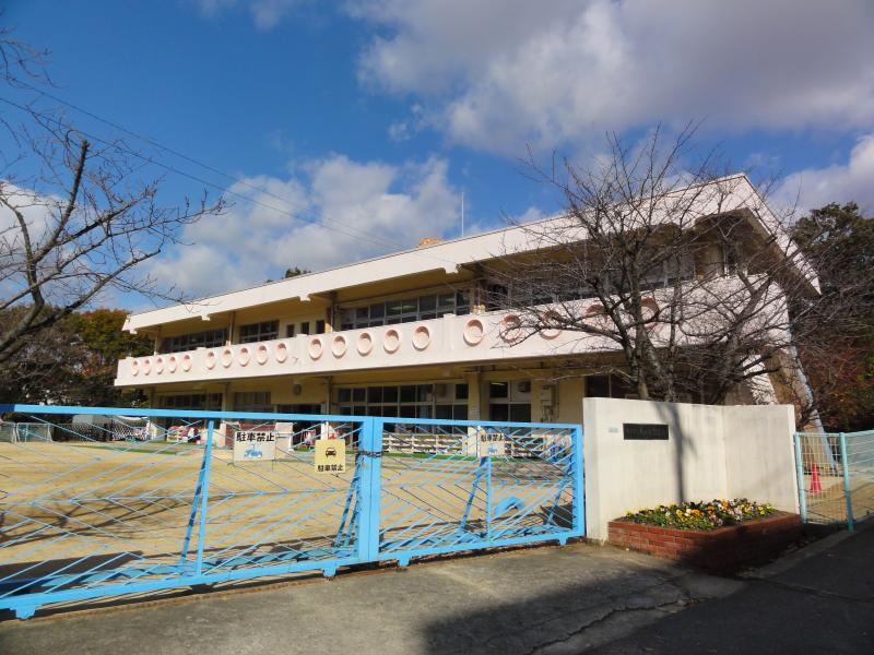 【狩口台住宅28号棟の幼稚園・保育園】