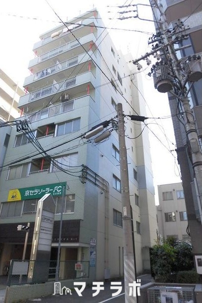 【名古屋市西区那古野のマンションの建物外観】