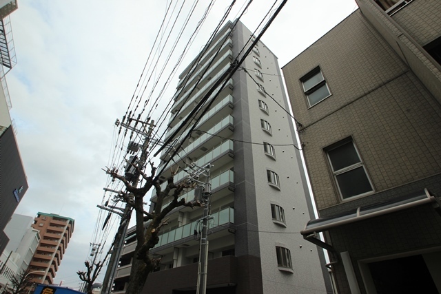 Yell Residence 横川新橋の建物外観