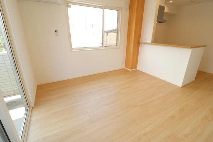 その他部屋・スペース　ベランダ側から見たお部屋