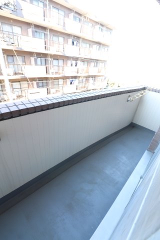 バルコニー　同間取り別部屋の参考写真です。