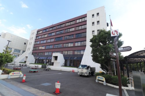 役所　稲城市役所（役所）まで635m