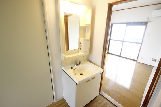 洗面設備　※別室の写真を使用しております※