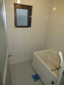 ヴィラオリエント　バス・シャワールーム　浴室