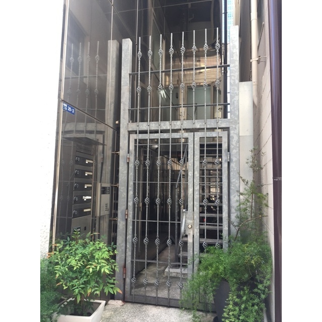 エントランス　オートロック