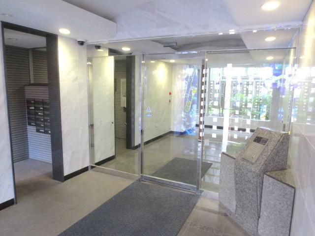 エントランス　★お問い合わせはタウンハウジングまで★