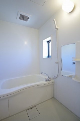 バス・シャワールーム　類似室内