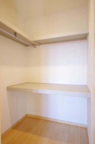収納　類似室内