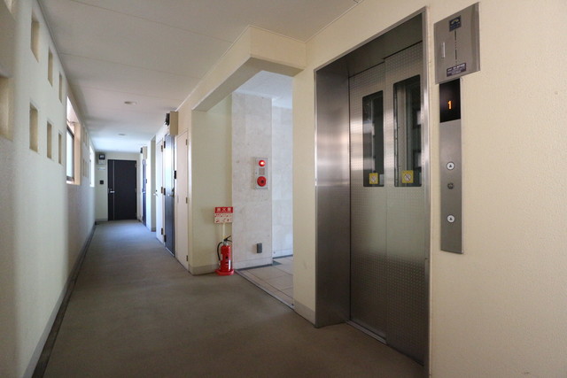その他　敷地内/建物