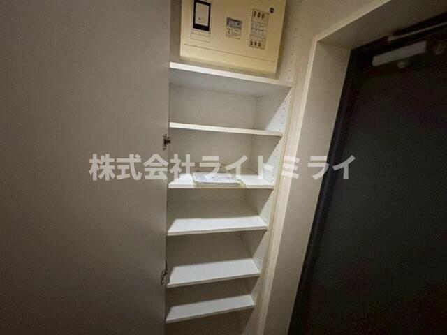 玄関　?