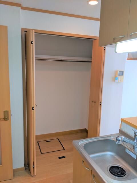 収納　※同物件別号室（イメージ）