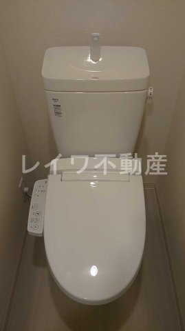トイレ　ゆったりとした空間のトイレです