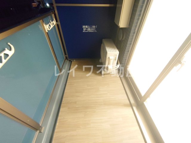 バルコニー　バルコニーがあります