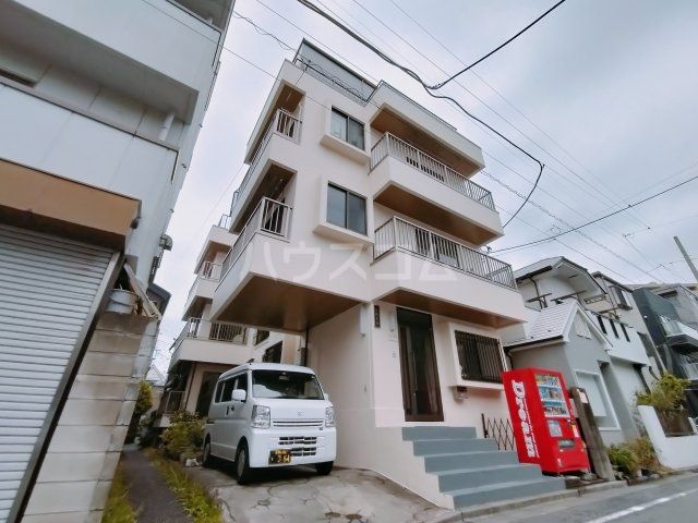 江戸川区松島のマンションの建物外観