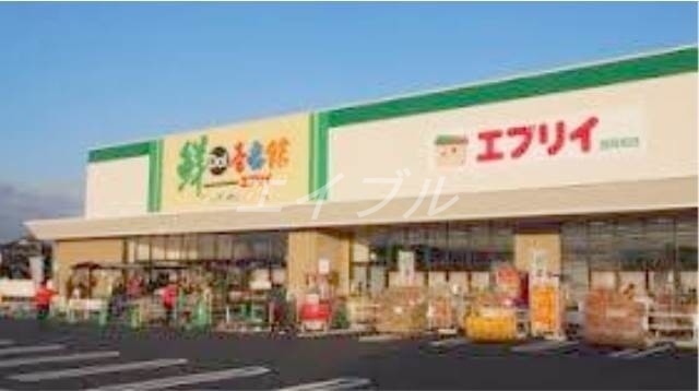 【西阿知町S住宅　D棟のスーパー】