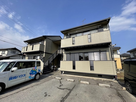 安芸郡熊野町川角のアパートの建物外観