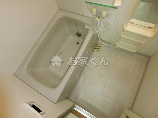 バス・シャワールーム　追い焚き機能付きバスルーム