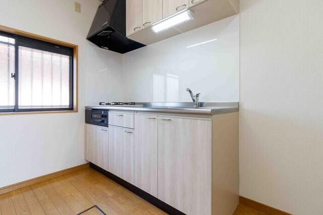 キッチン　１０２・キッチン