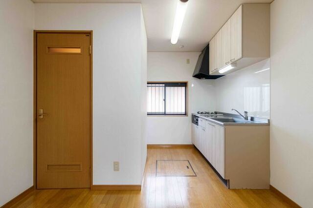 居室・リビング　１０２・ＤＫ