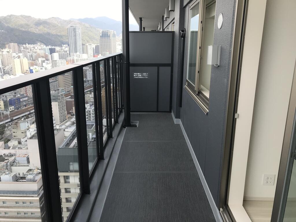 バルコニー