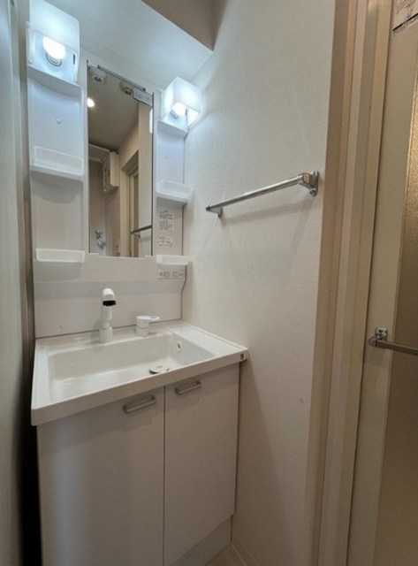 洗面設備　同仕様