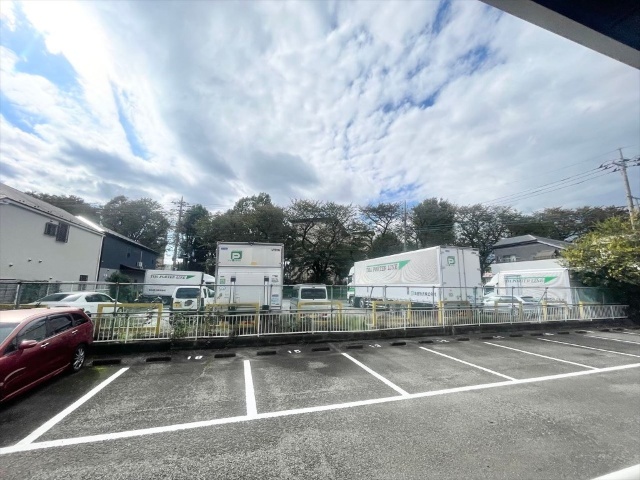 眺望　同一建物内１０３号室内装写真転載