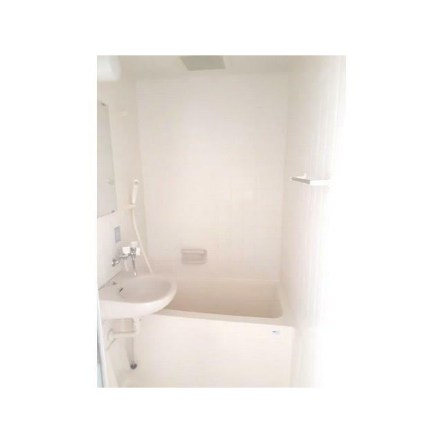 バス・シャワールーム　※別部屋参考写真