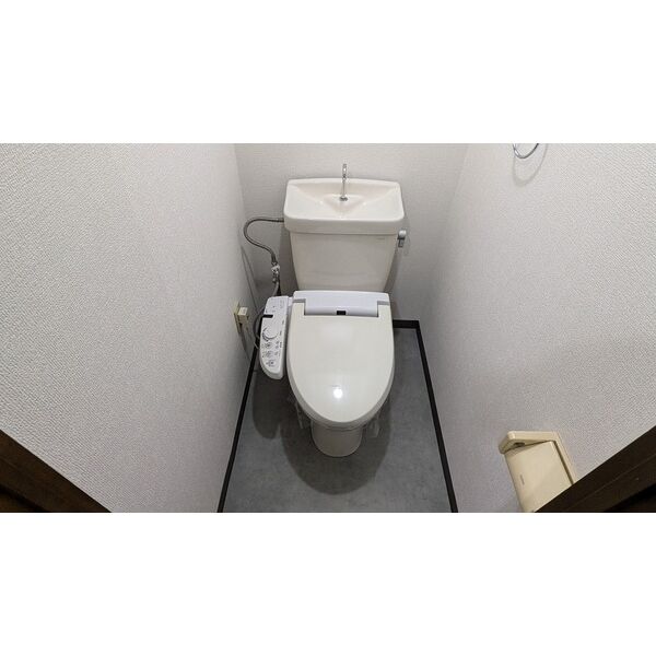 トイレ　別室の参考写真です。※現況優先