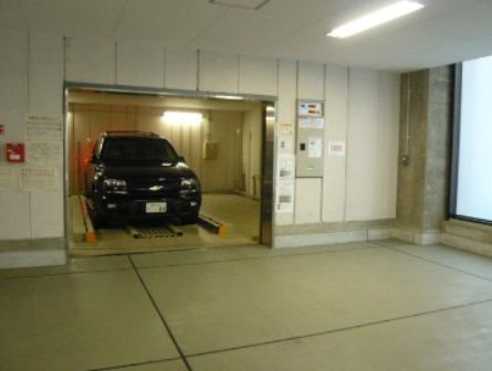 駐車場