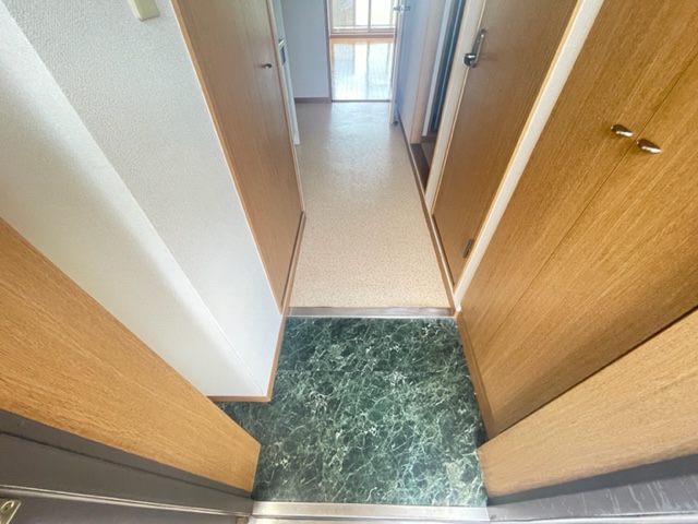 玄関　※別室参考写真