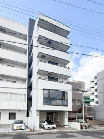 建物外観　落ち着いた雰囲気の外観です