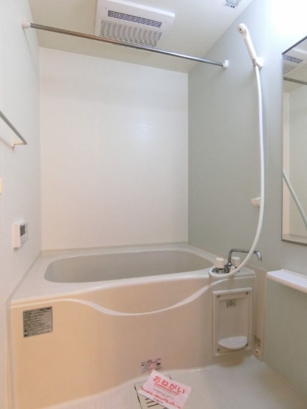 バス・シャワールーム　図面と現状に相違がある場合には現状を優先