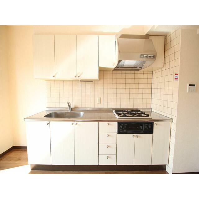 キッチン　現況優先。