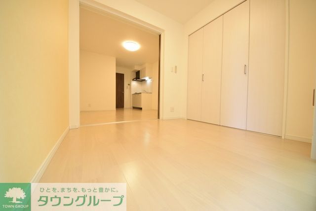 居室・リビング　明るいお部屋