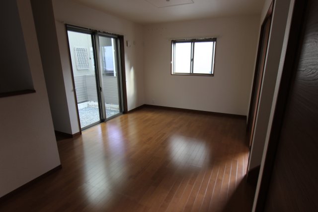 居室・リビング　同型モデル