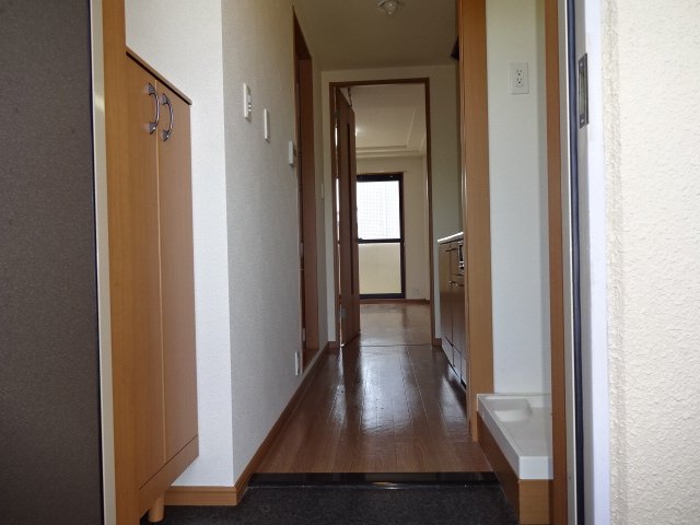 玄関　玄関（イメージ）