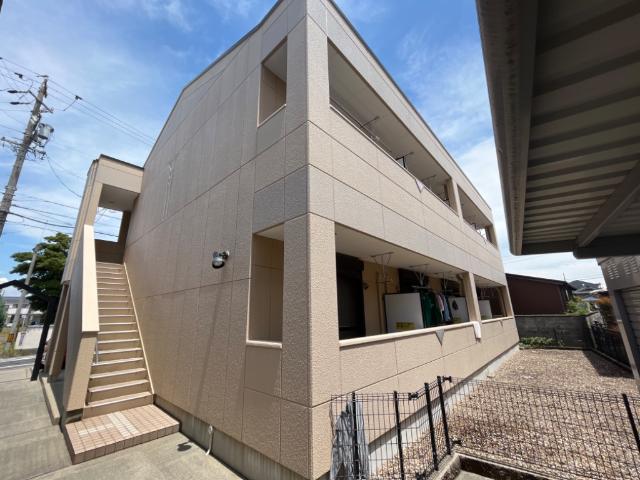 建物外観　外観写真（昼）