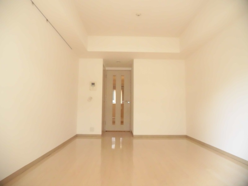 その他部屋・スペース　バルコニー側から見たお部屋♪