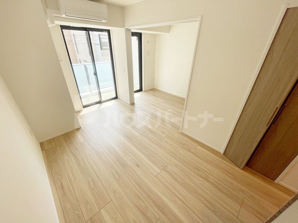 居室・リビング　同施工会社参考写真