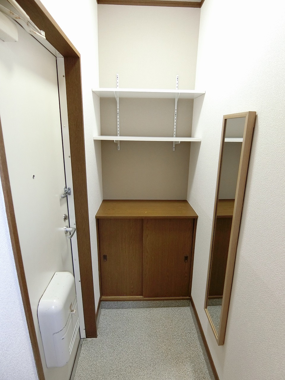 玄関　シューズボックス