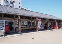 スーパー　JA兵庫南 ふぁ-みんSHOP二見（スーパー）まで636m
