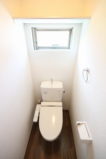 トイレ　コンパクトで使いやすいトイレです