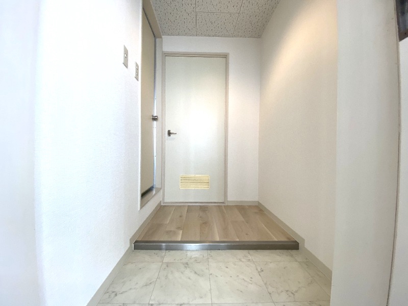 玄関　玄関からの景色です