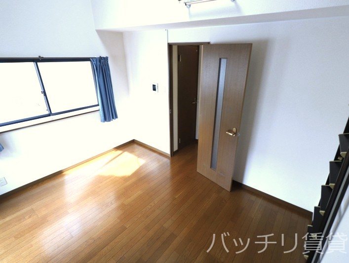居室・リビング　画像は別号室の為、現状を優先致します。