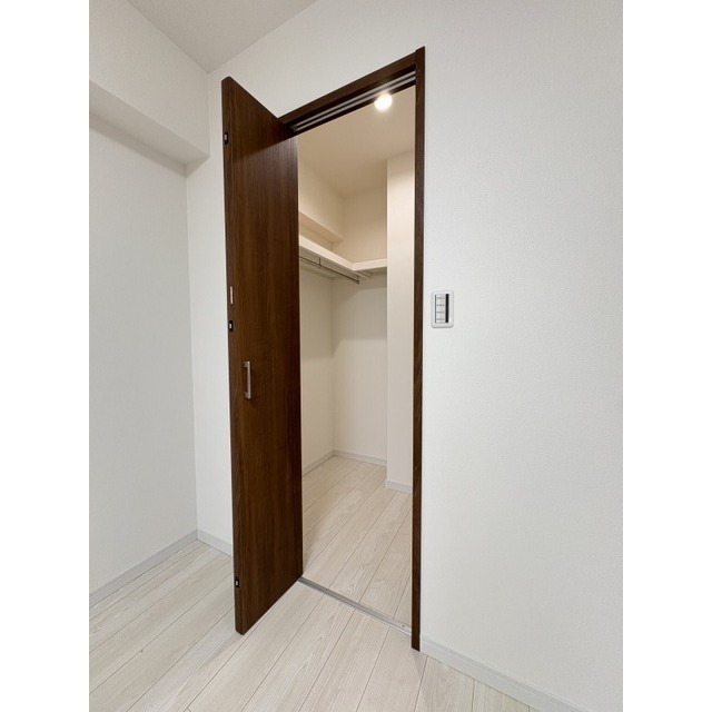 収納　※別部屋写真、現況優先