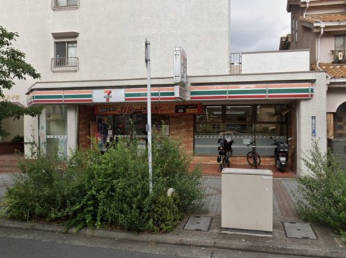コンビニ　セブンイレブン 名古屋上前津2丁目店（コンビニ）まで210m